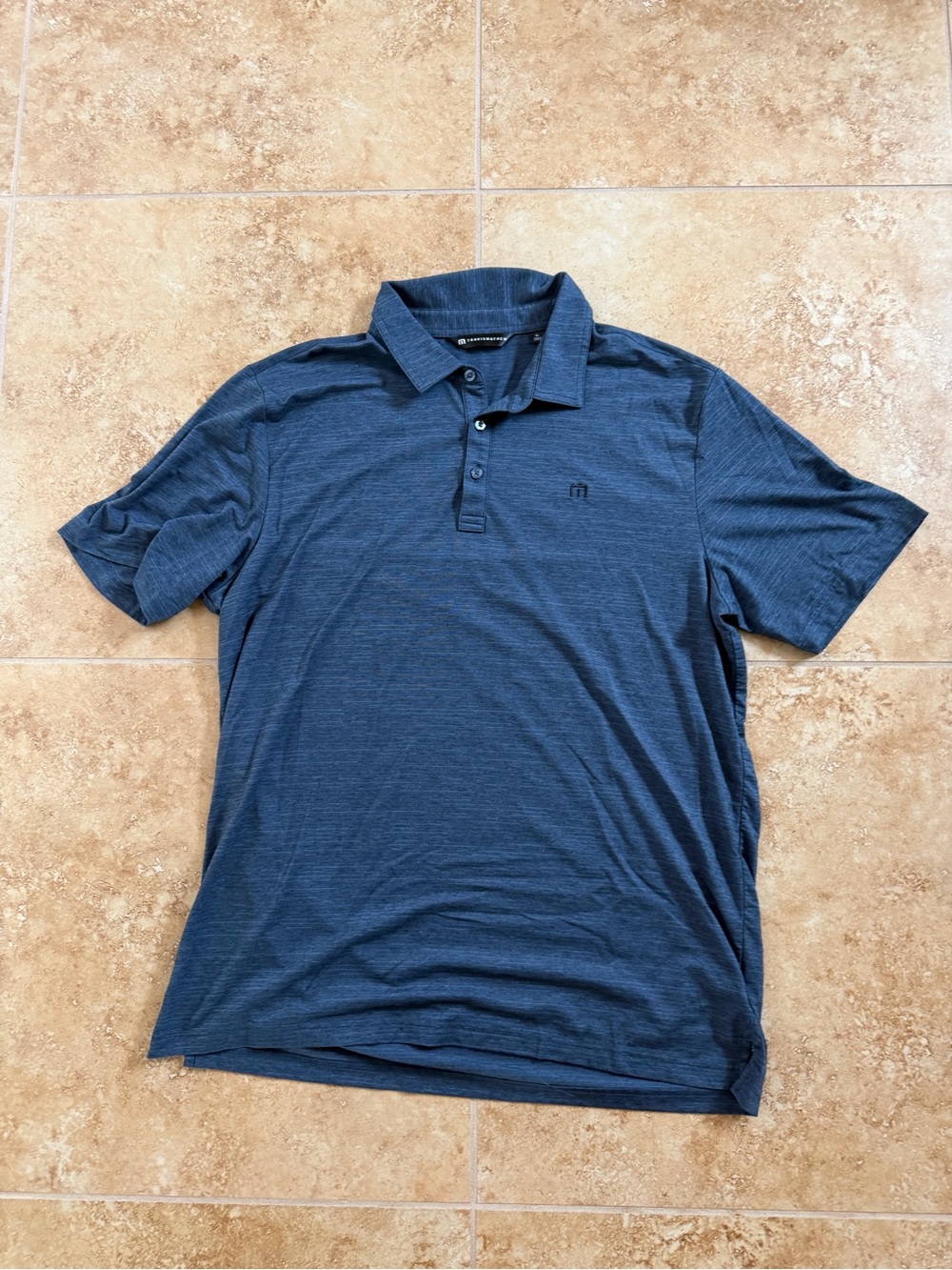 Men's travis Matthew polo size extra large EUC